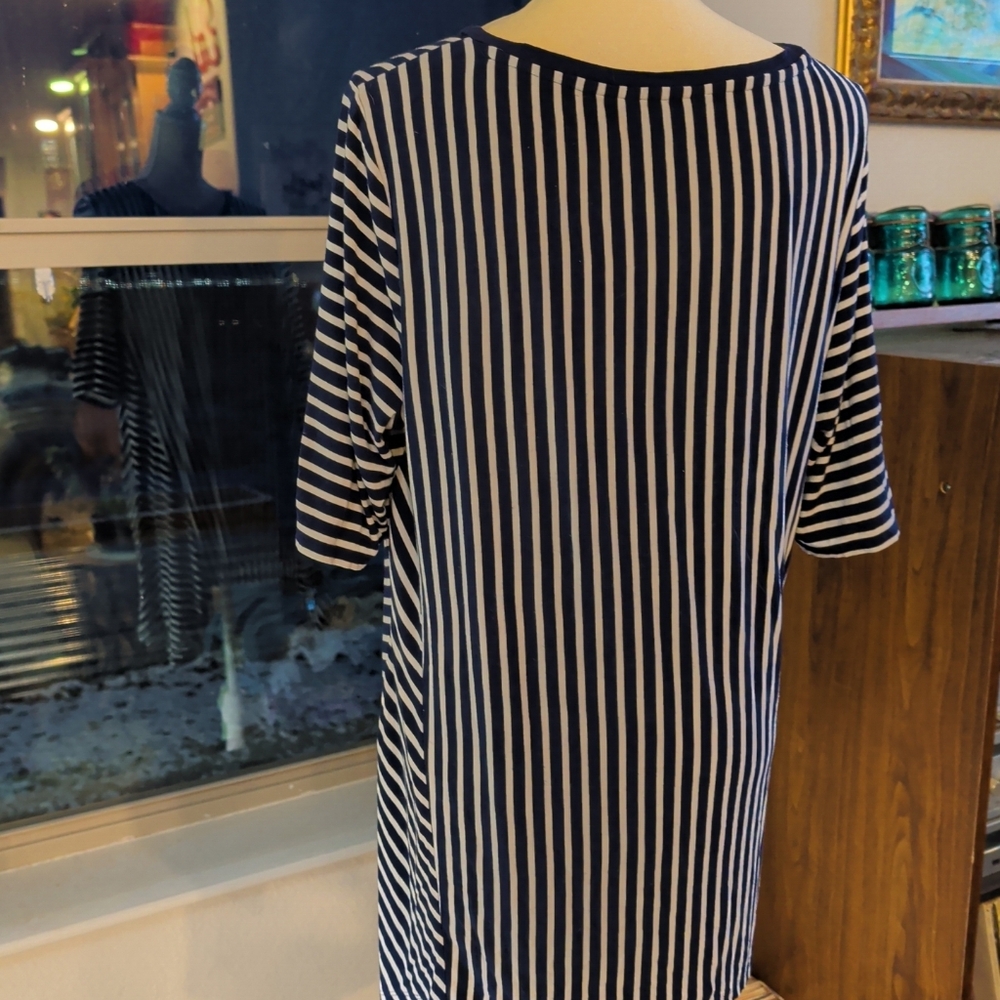 Tommy Hilfiger Women's Size XL Striped Navy & White Tunic Top Short Sleeves - Picture 3 of 5
